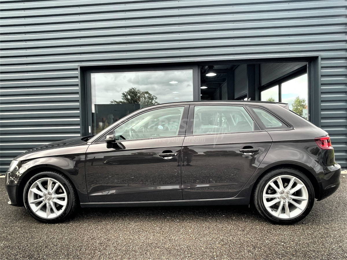 AUDI A3 AMBITION -GPS-