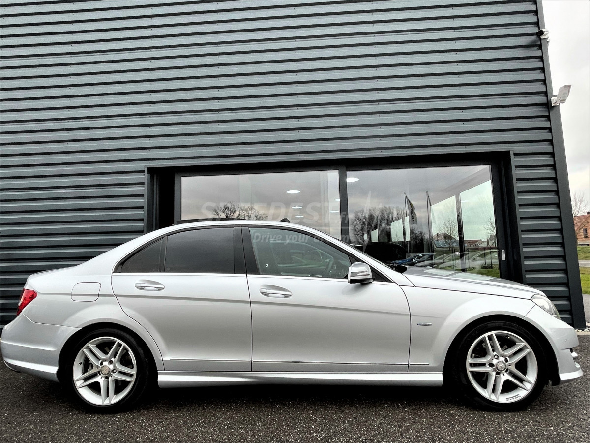 MERCEDES CLASSE C220 -P.AMG/SUIVI MERCEDES-