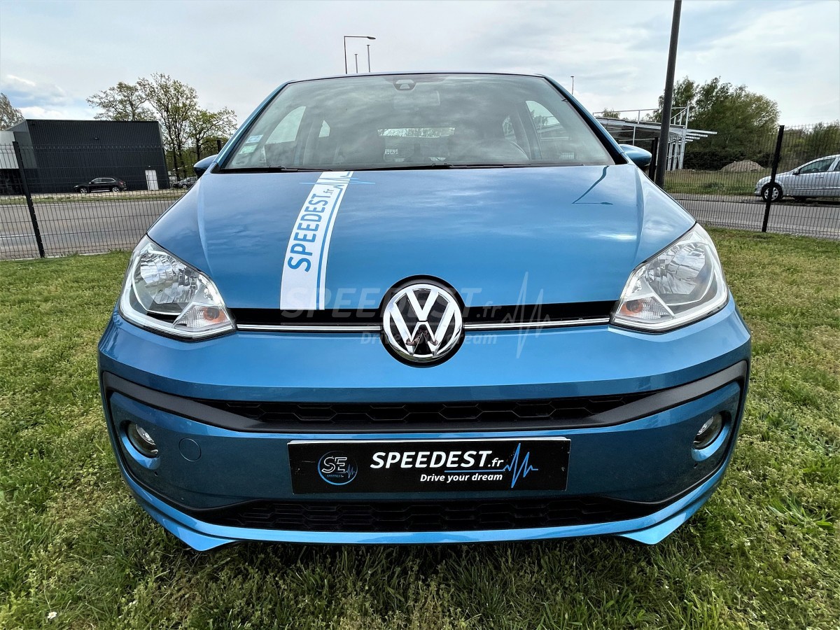 //LOCATION// VW UP! -CITADINE-