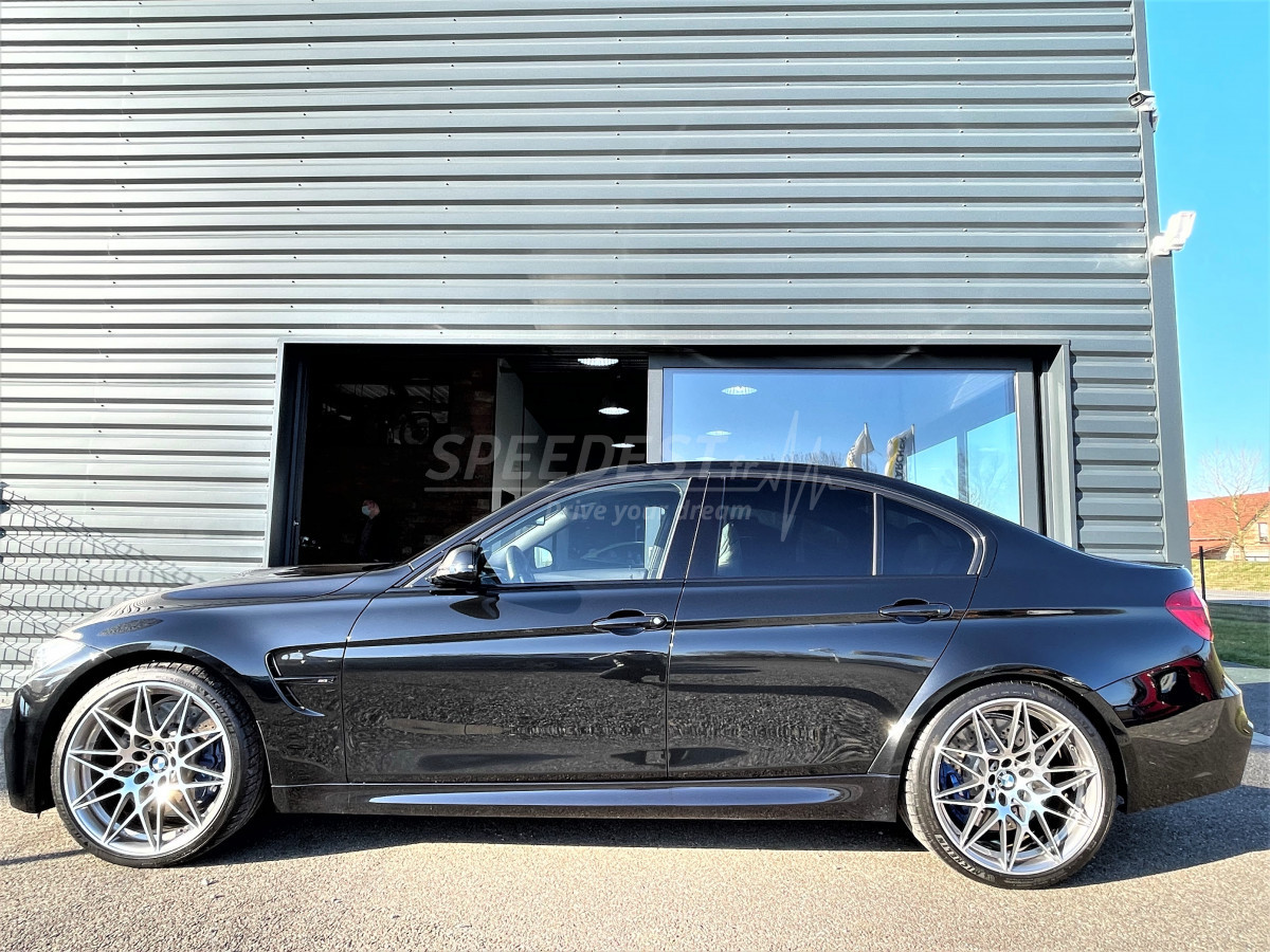 BMW M3 F80 COMPETITION -CARBONE-