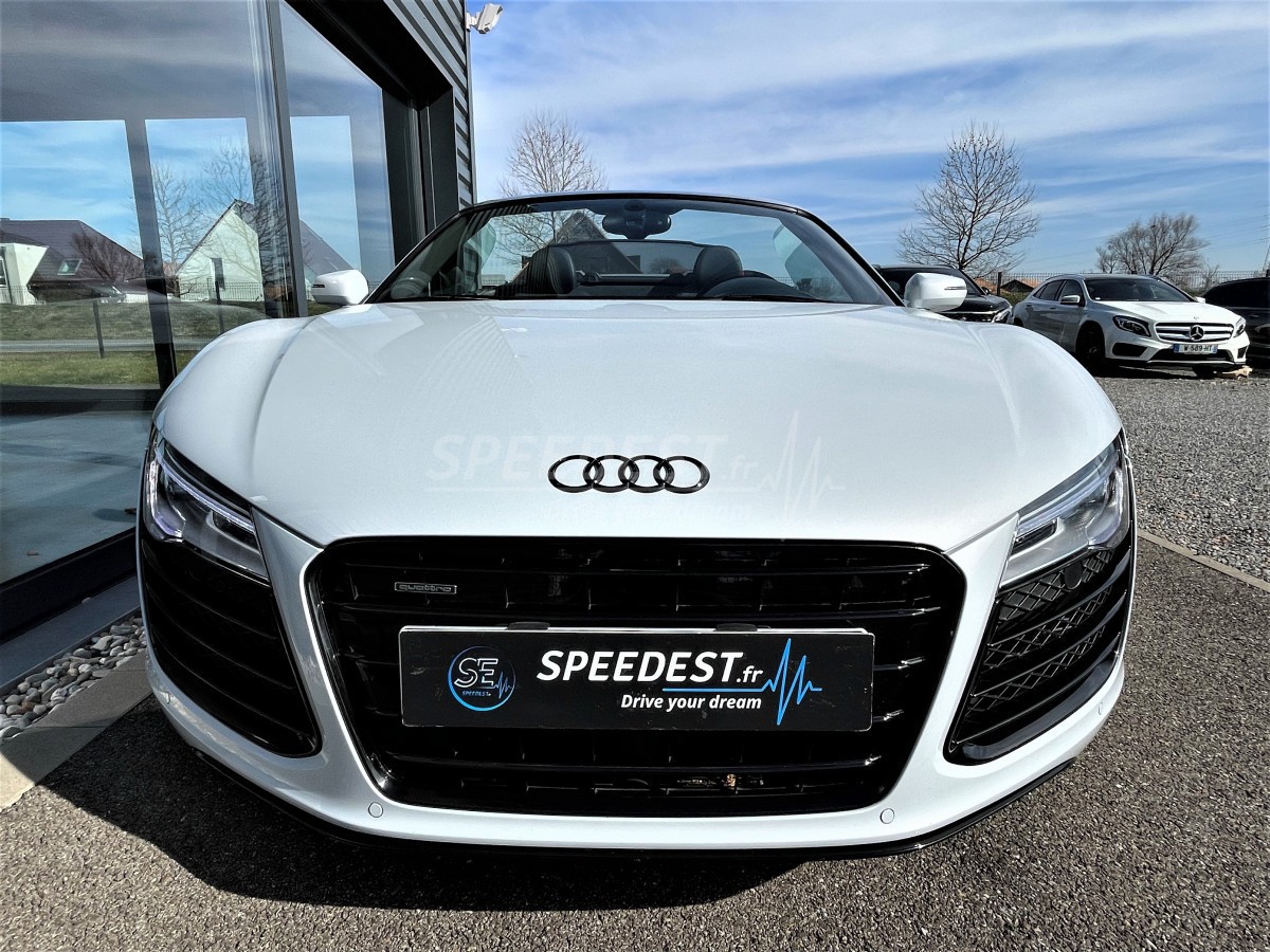 AUDI R8 V10 SPYDER -UNIQUE-