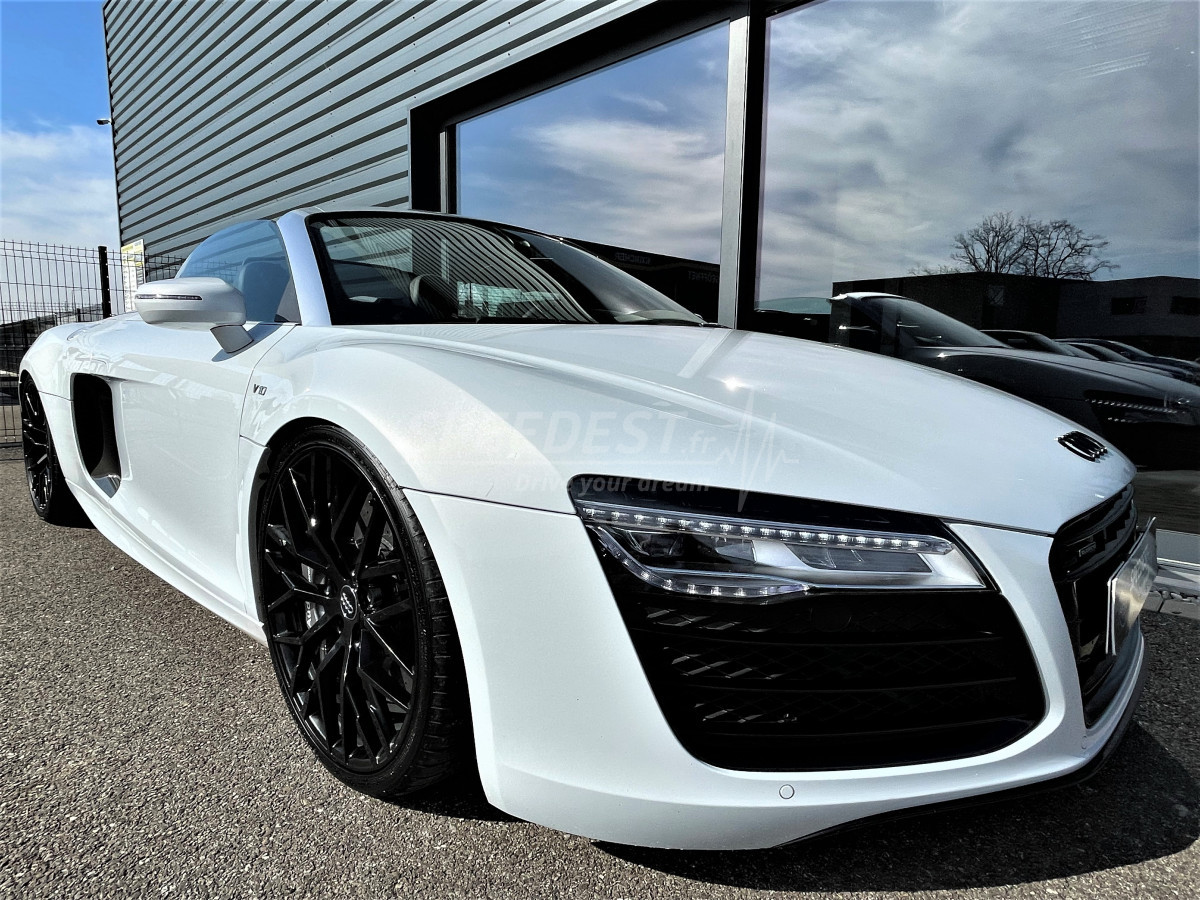 AUDI R8 V10 SPYDER -UNIQUE-