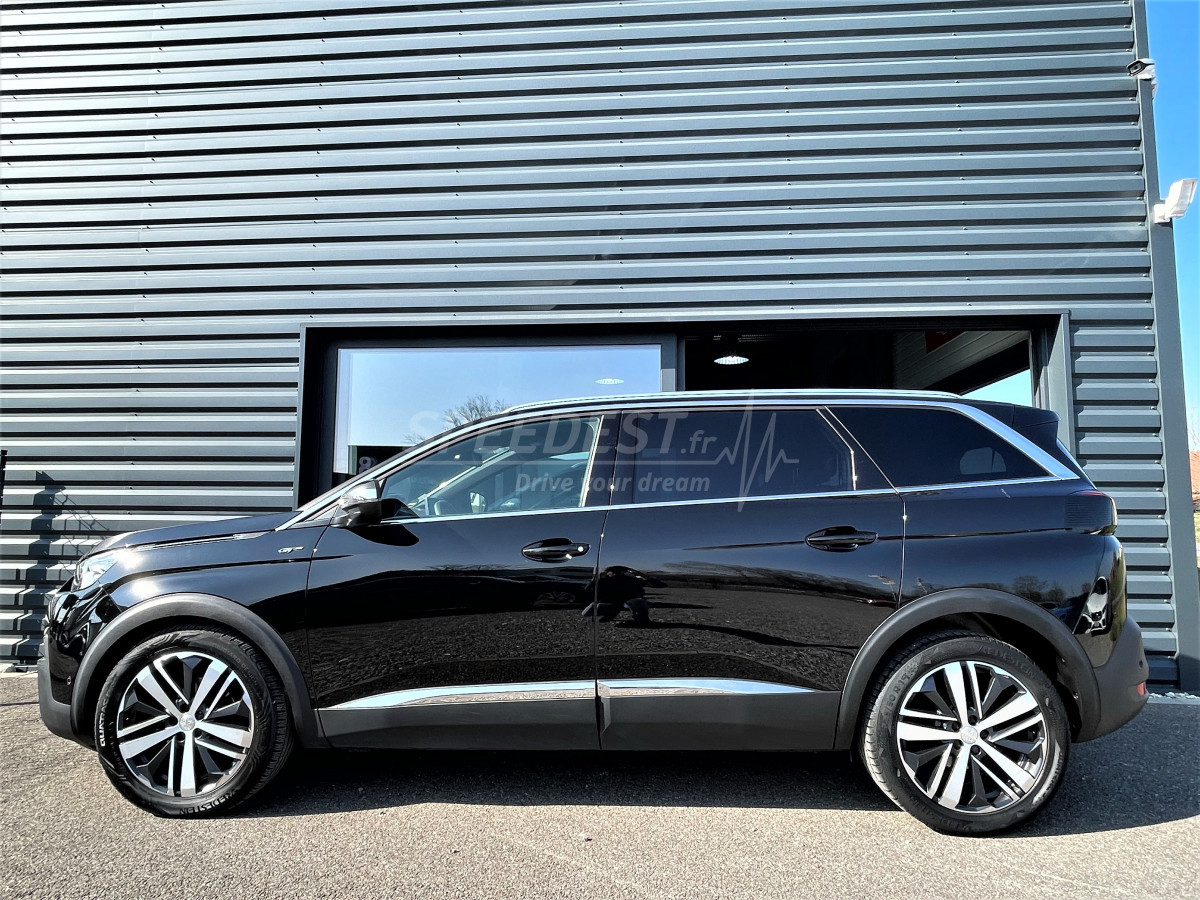 PEUGEOT 5008 GT -7PLACES-