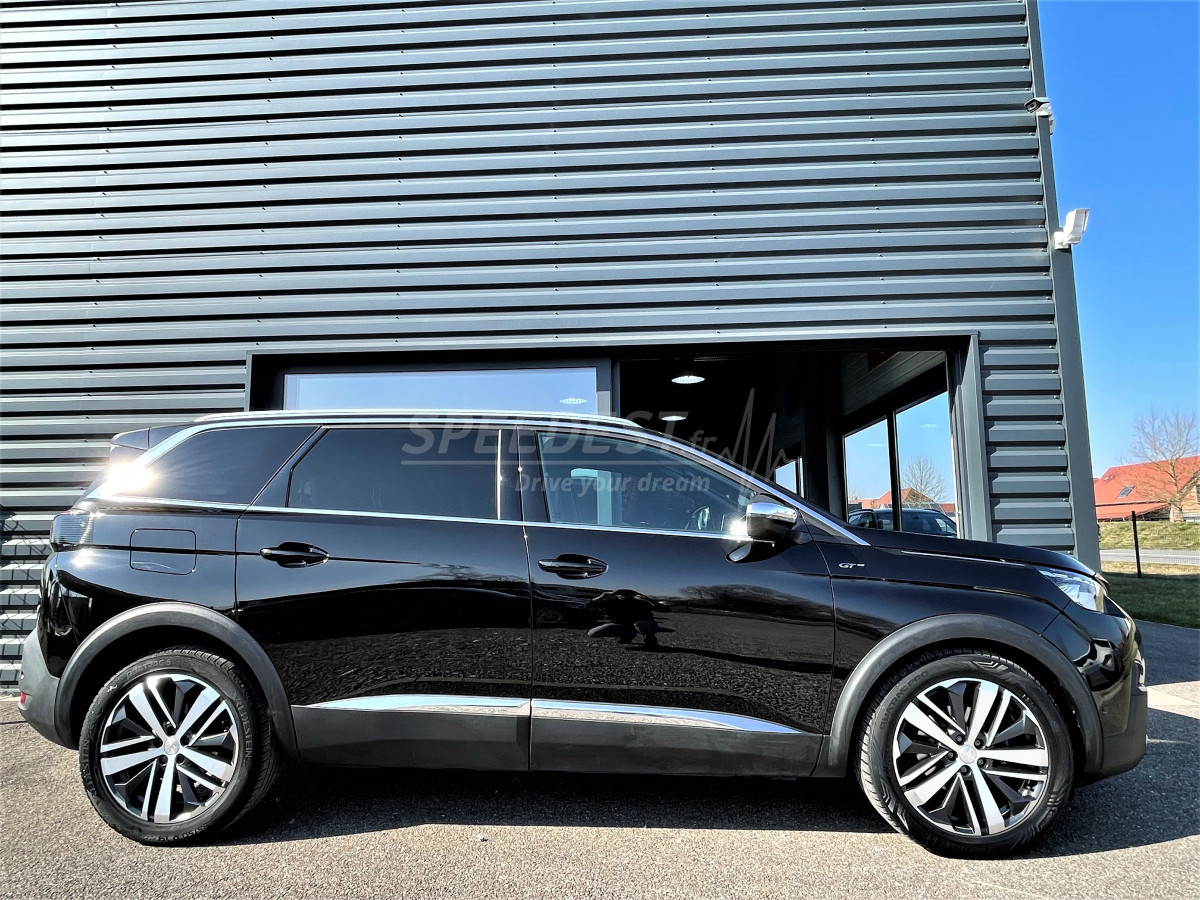 PEUGEOT 5008 GT -7PLACES-