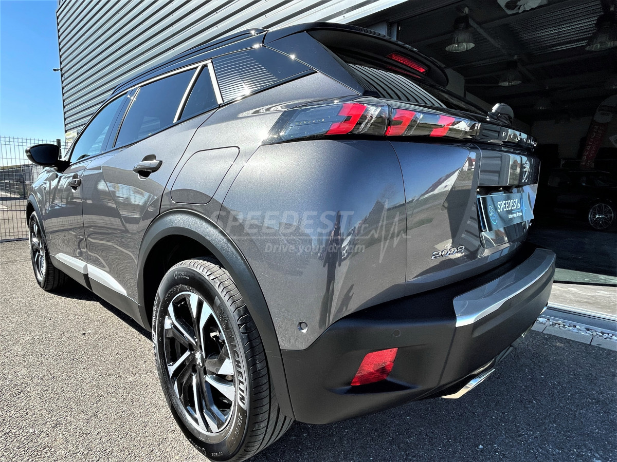 PEUGEOT 2008 -GTLINE-