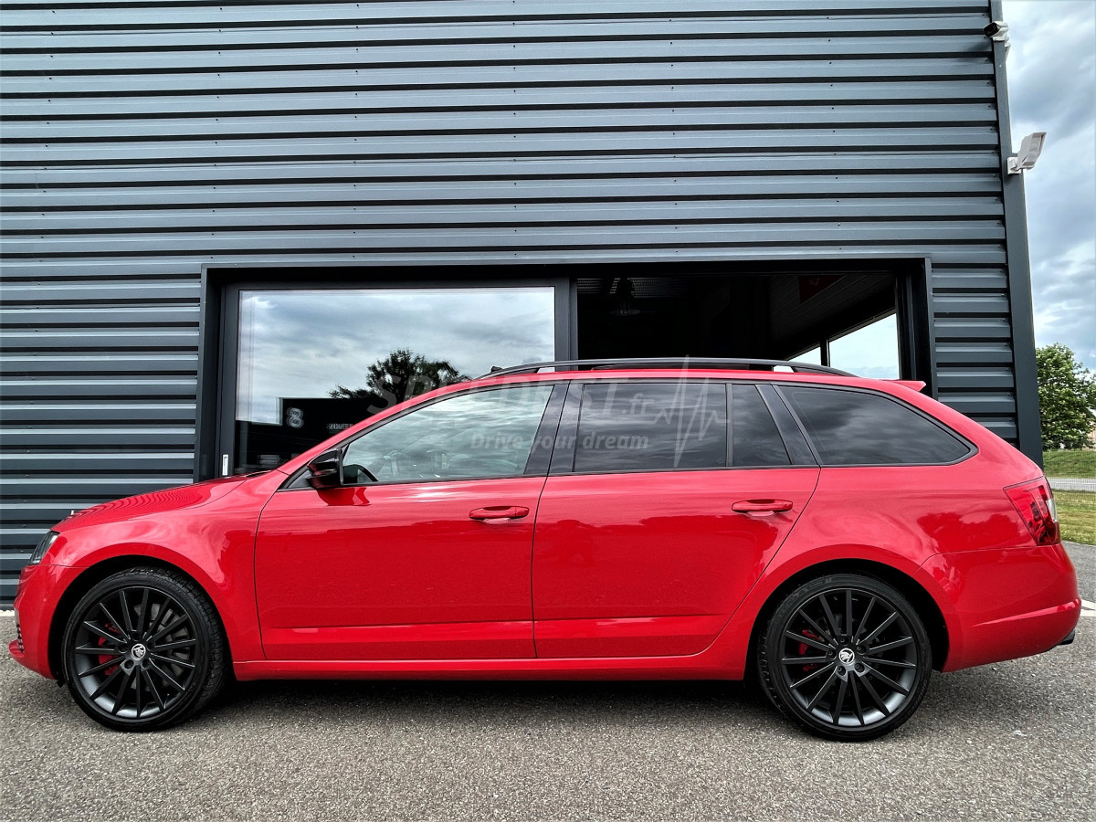 SKODA OCTAVIA RS -SUREEQUIPE-