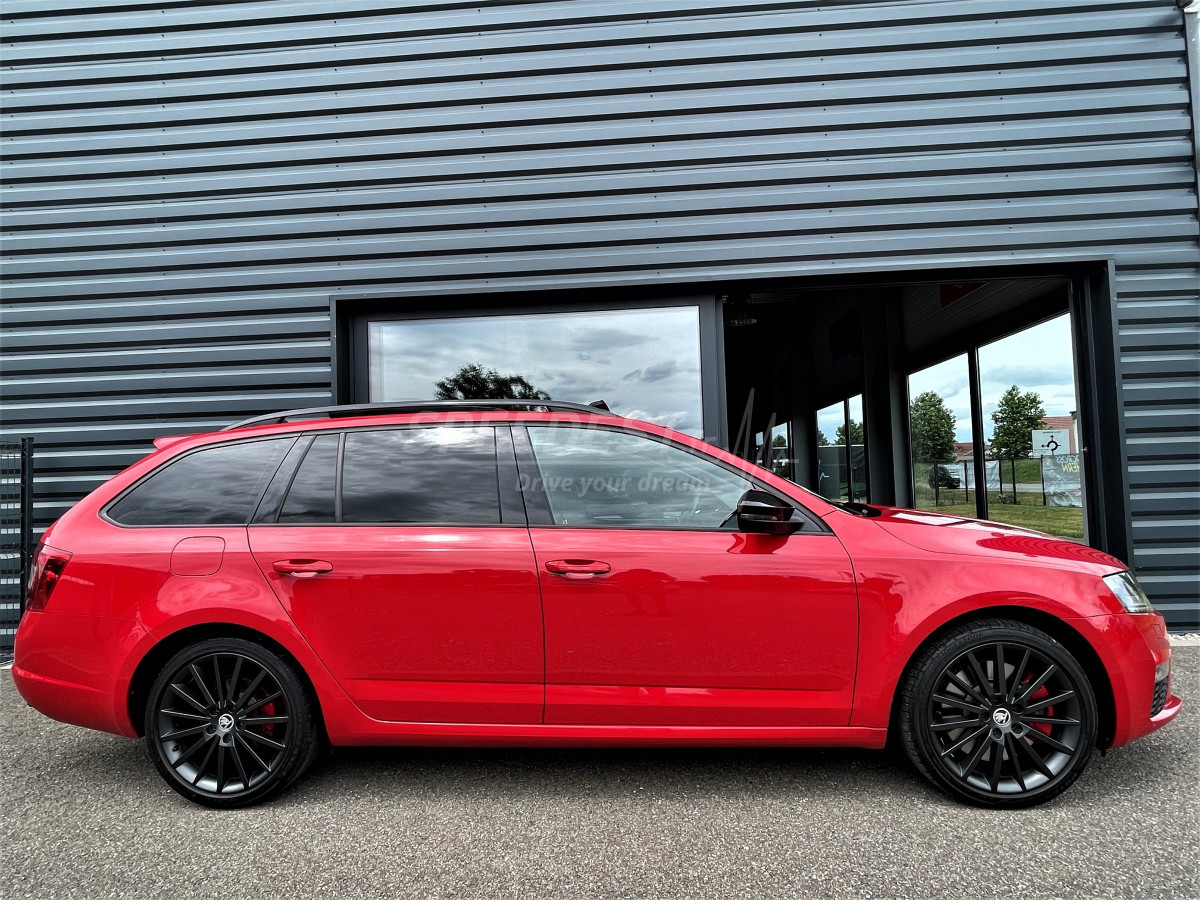 SKODA OCTAVIA RS -SUREEQUIPE-