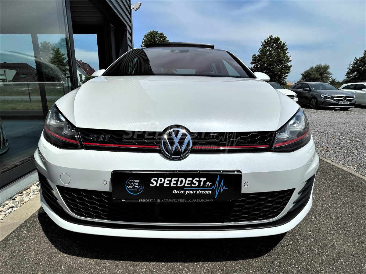 GOLF GTI PERFORMANCE -TOIT OUVRANT/XENON-