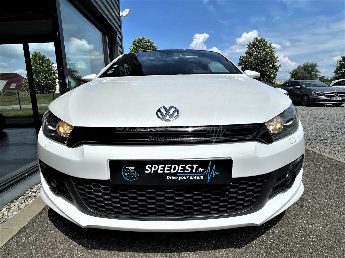 SCIROCCO RLINE -TOIT PANO/XENON-