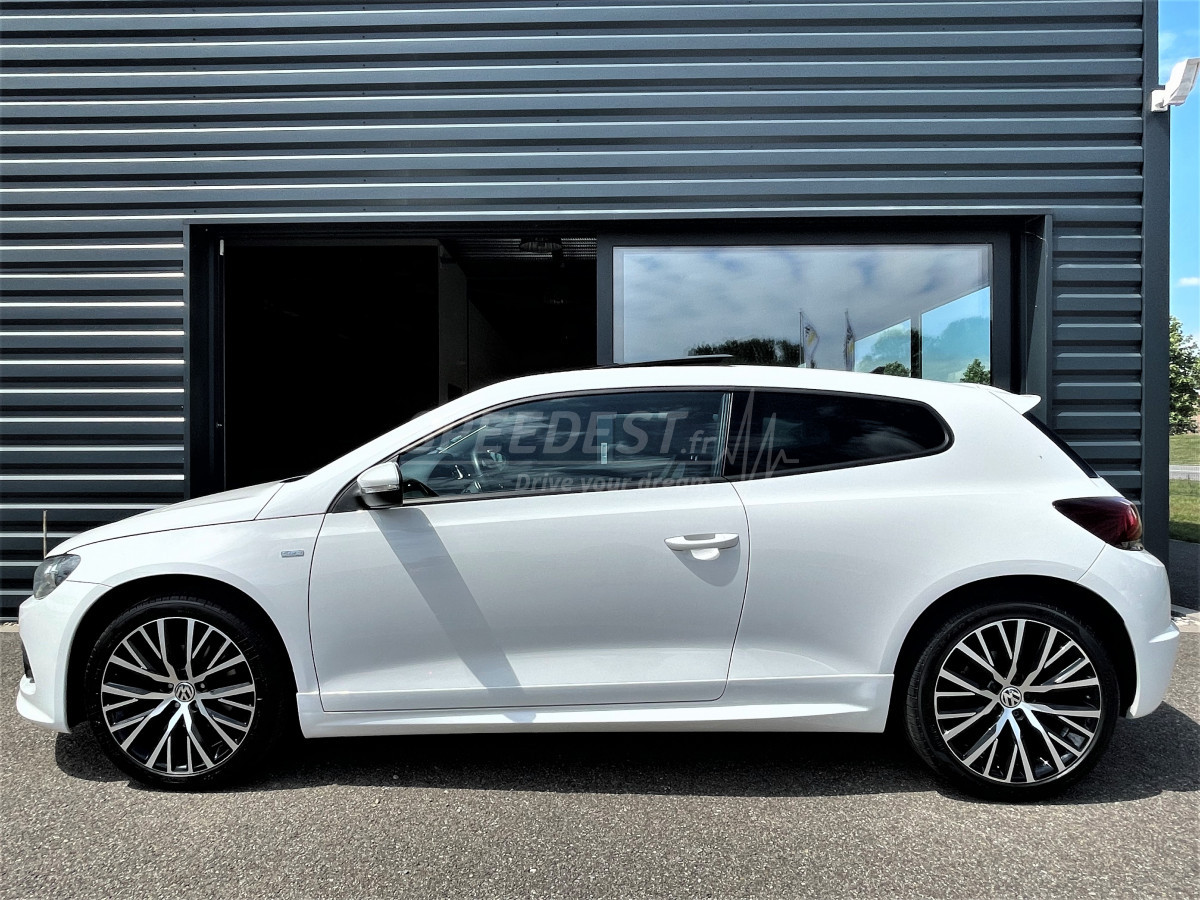 SCIROCCO RLINE -TOIT PANO/XENON-