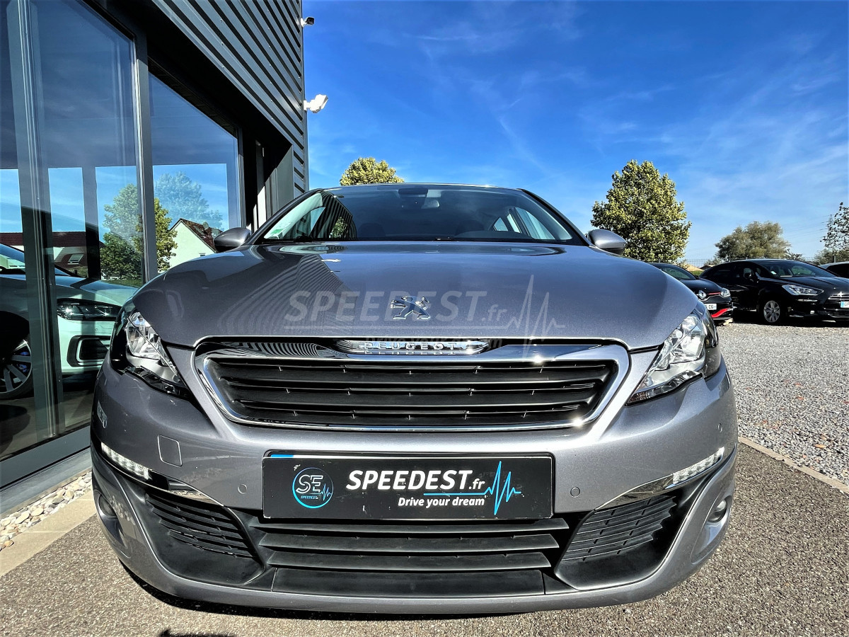 PEUGEOT 308 -AUTO/CAMERA-