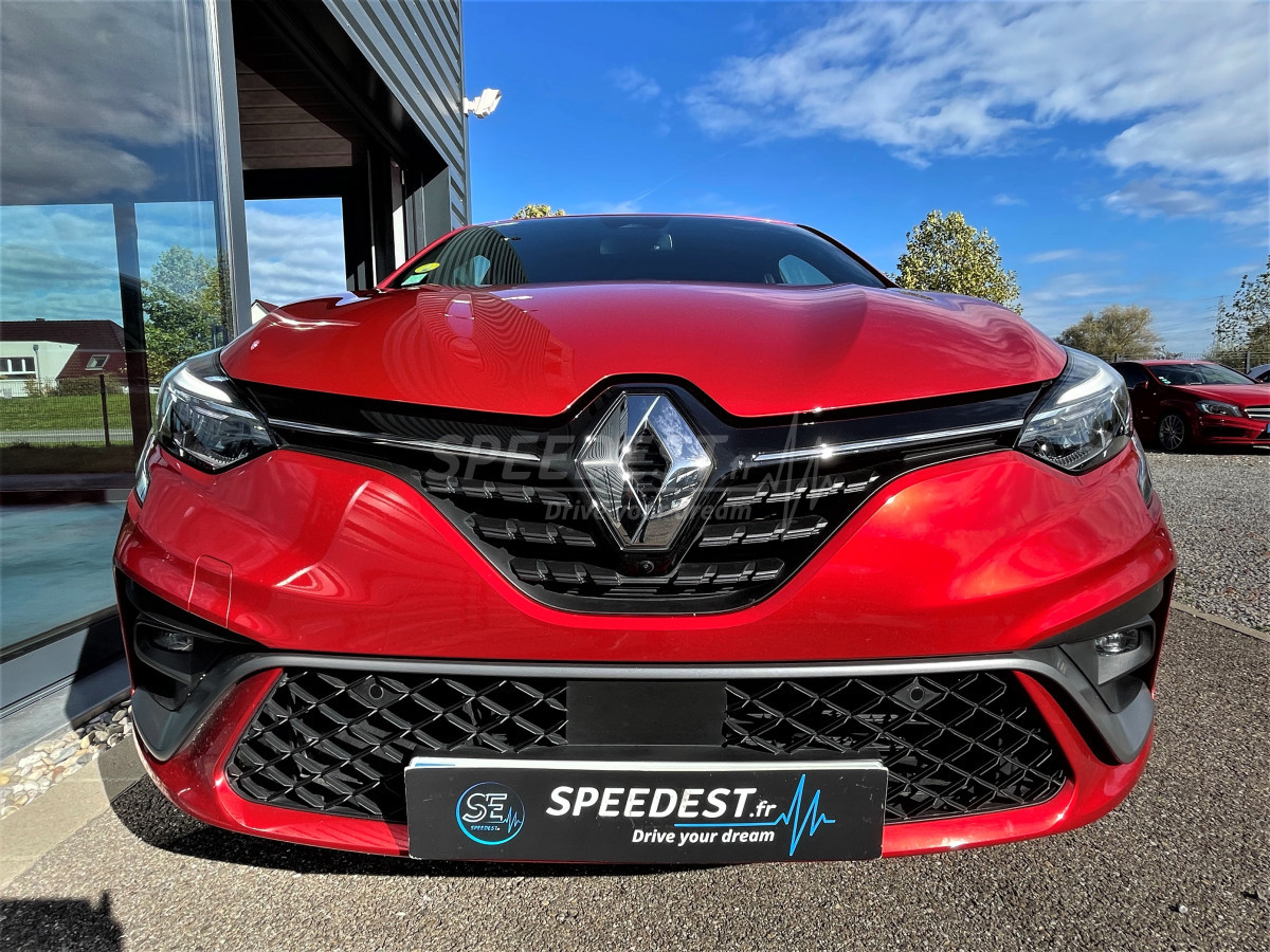 CLIO RS LINE -1ère MAIN-