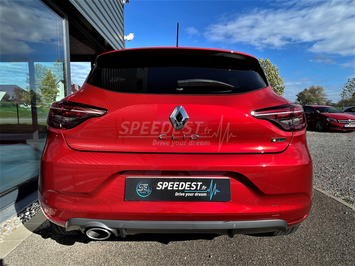 CLIO RS LINE -1ère MAIN-