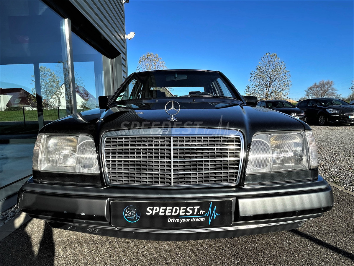 MERCEDES E250 -JUNGTIMER/1ere MAIN-