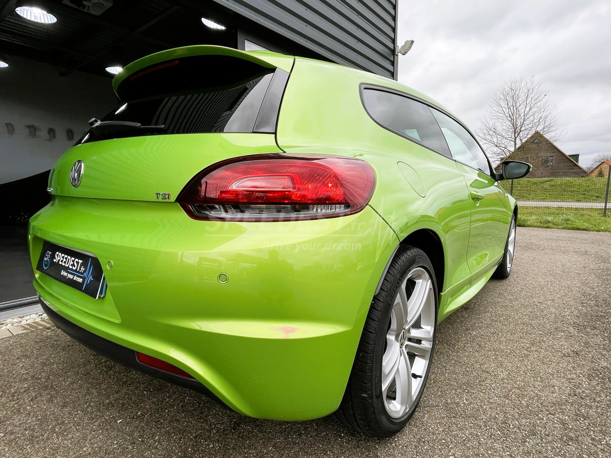 VW SCIROCCO RLINE -TOIT PANO-