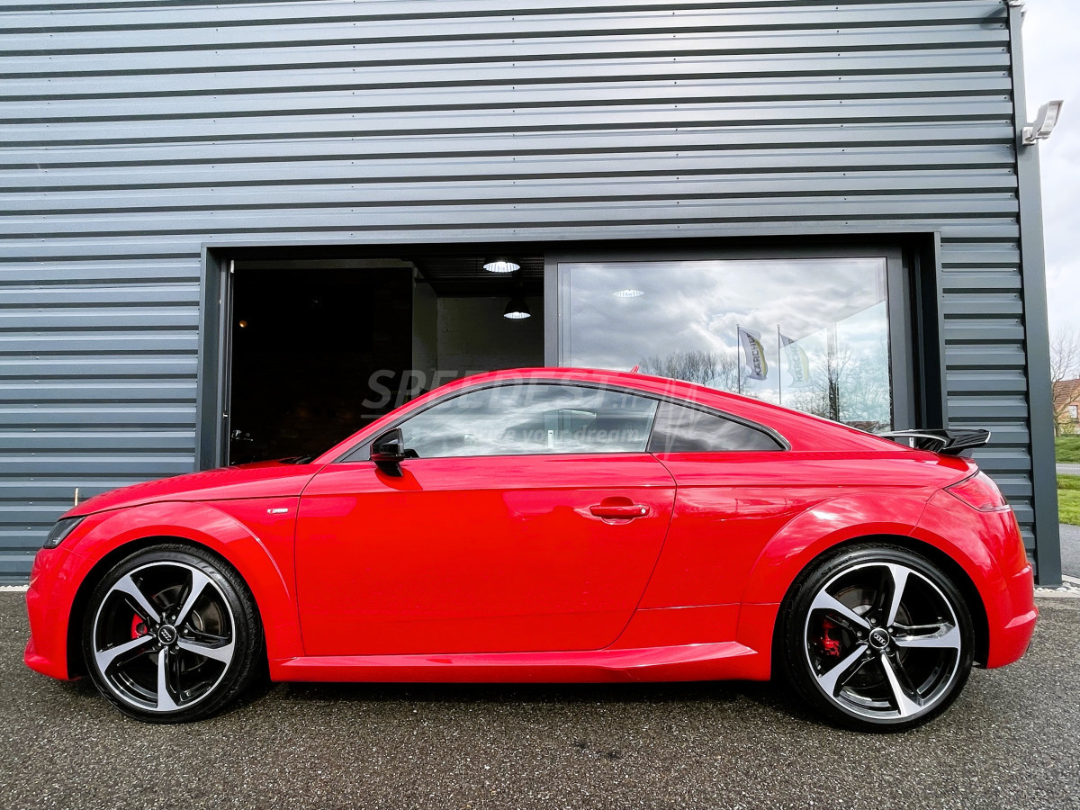 AUDI TT -COMPETITION-