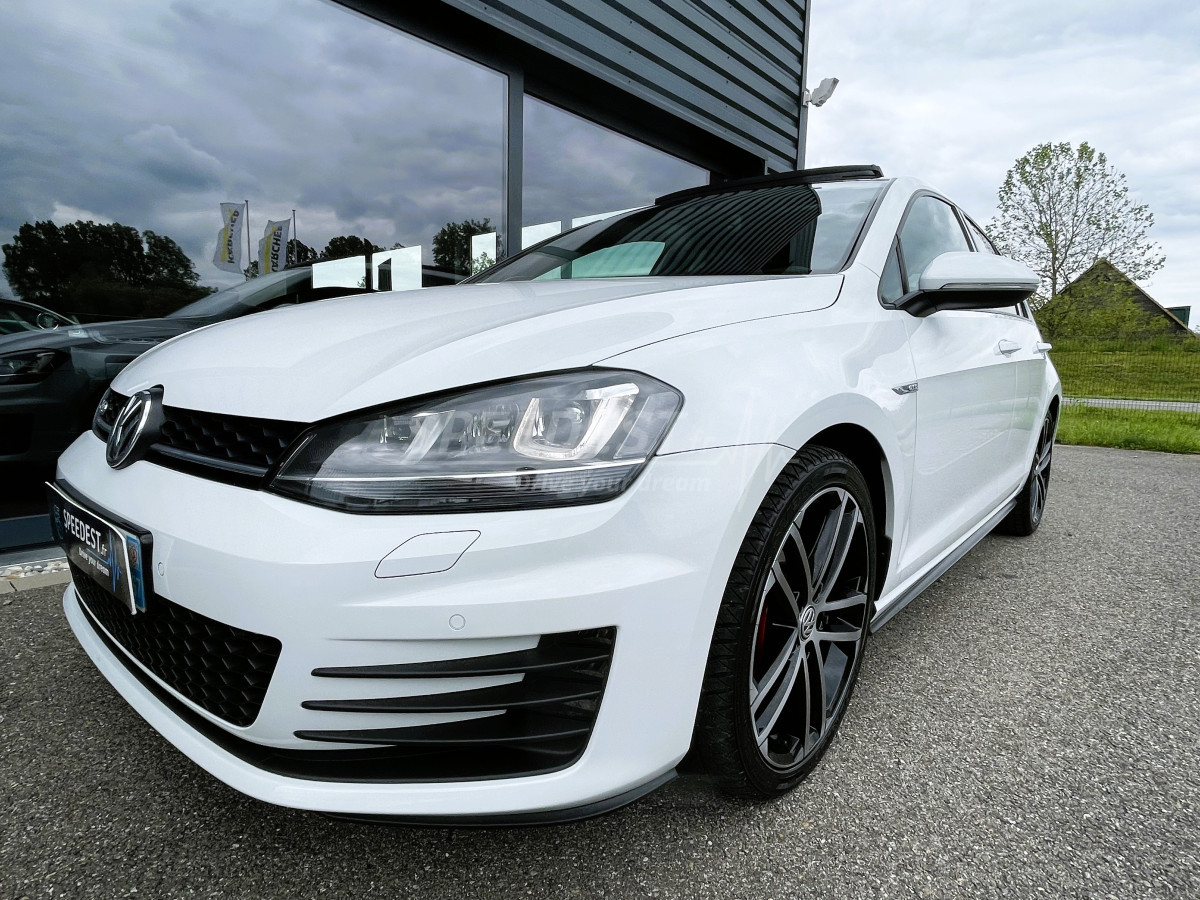 VW GOLF GTD -TOIT OUVRANT/CAMERA-