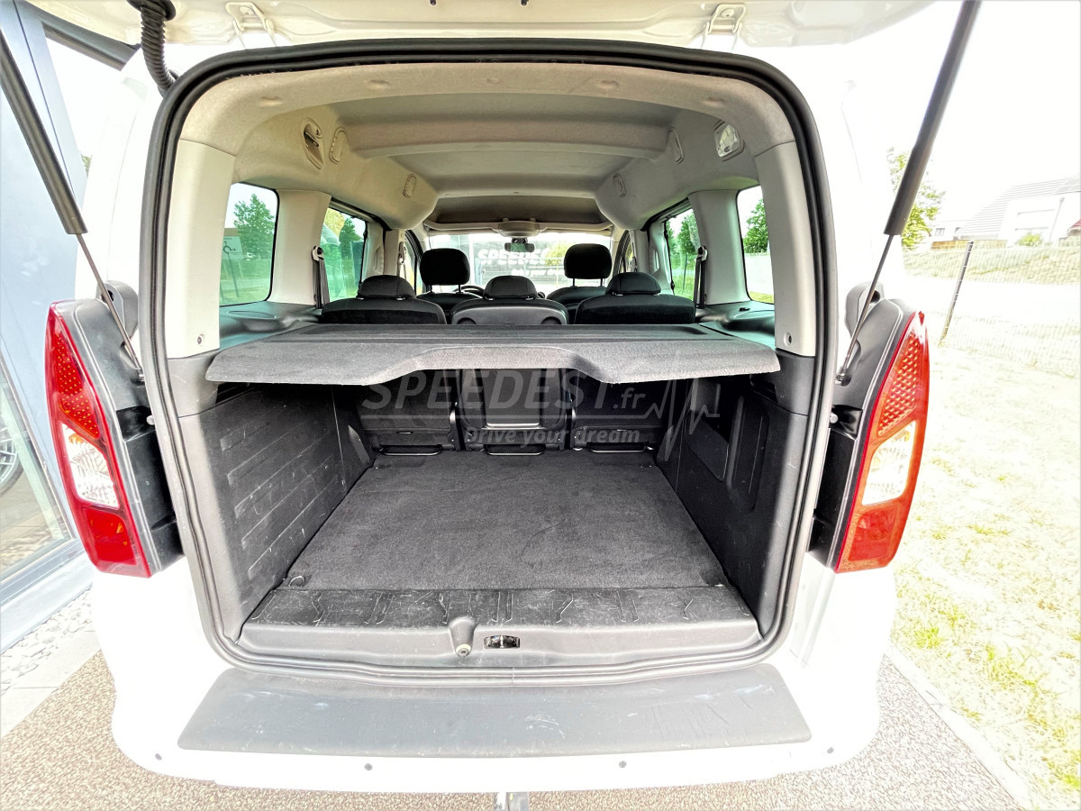 PEUGEOT PARTNER -EQUIPE-