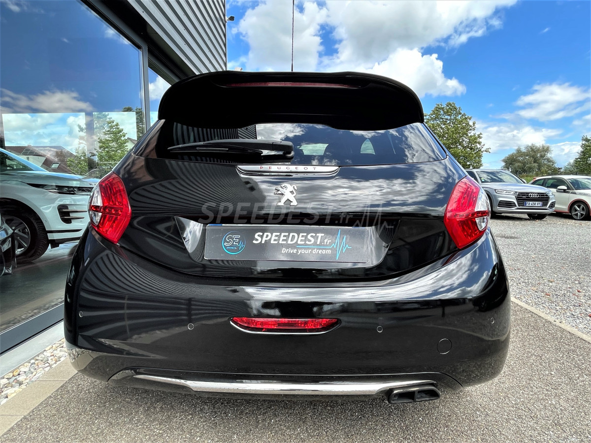 PEUGEOT 208 GTI