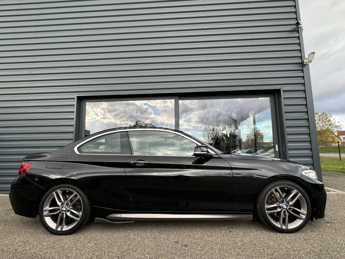 BMW 225d COUPE -PACK M-