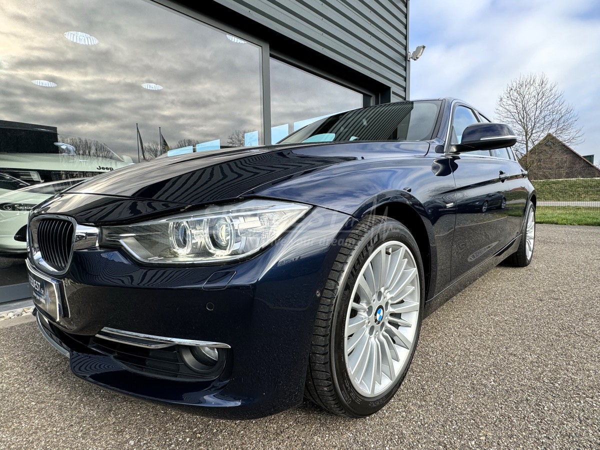 BMW 330D -LUXURY-