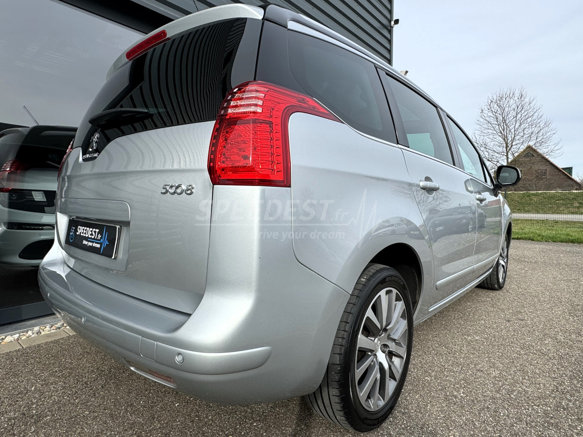 PEUGEOT 5008 -7 PLACES-