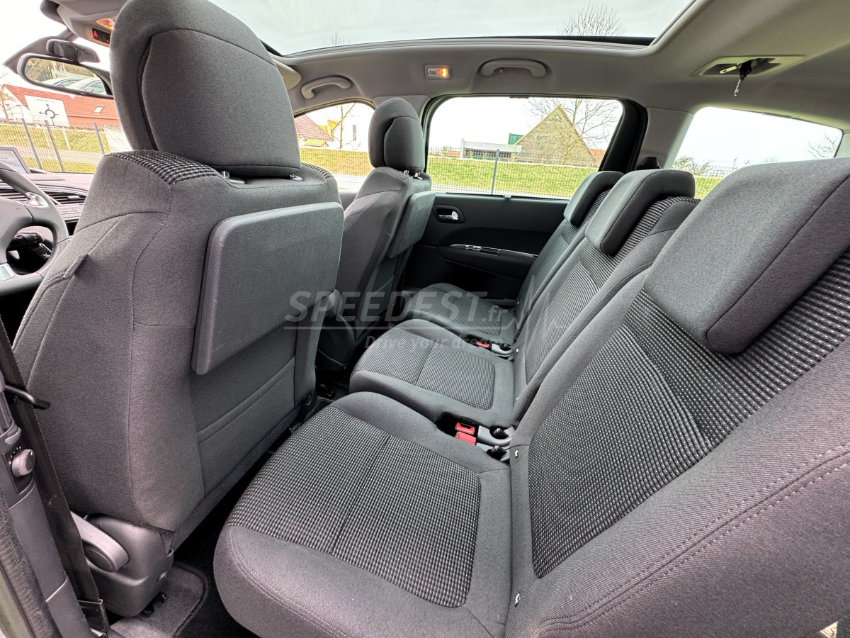 PEUGEOT 5008 -7 PLACES-