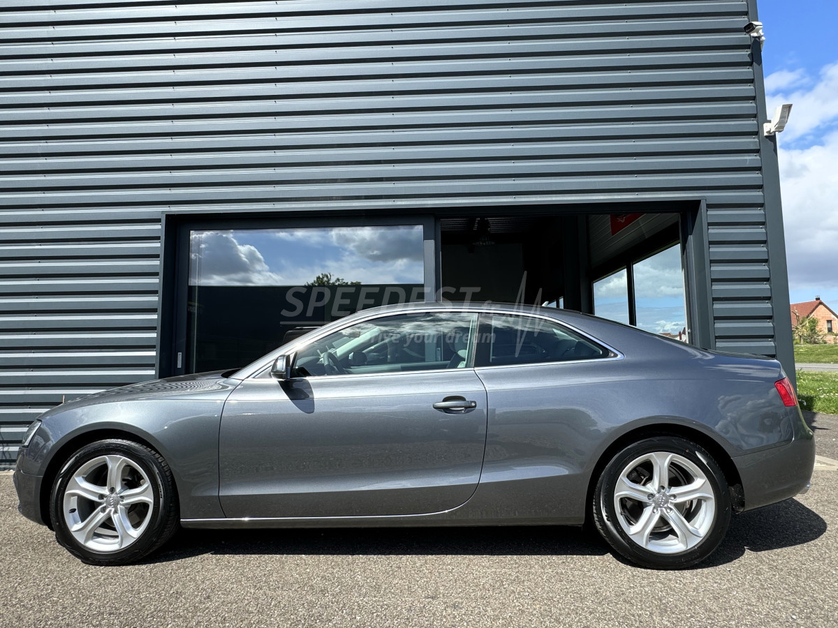 AUDI A5 COUPE -FAIBLE KILOMETRAGE!-