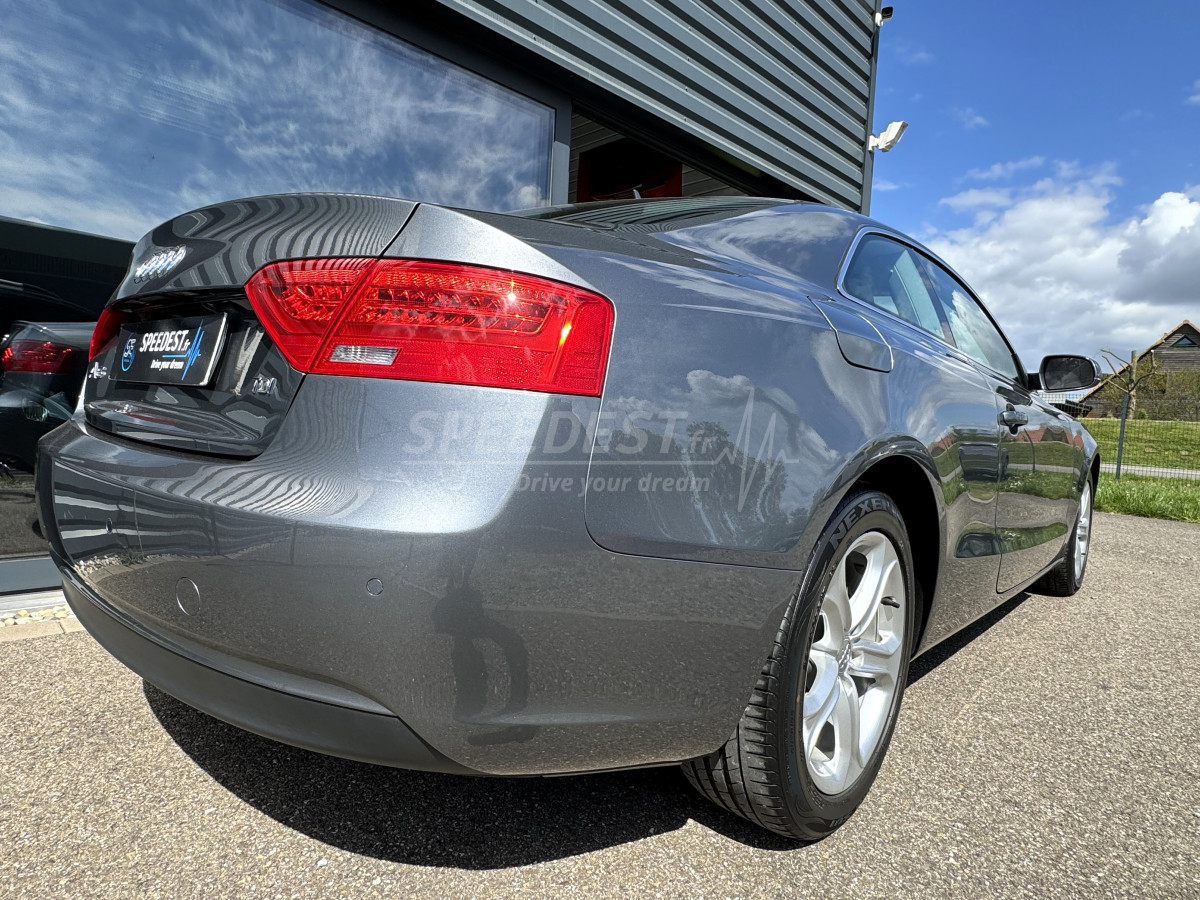AUDI A5 COUPE -FAIBLE KILOMETRAGE!-
