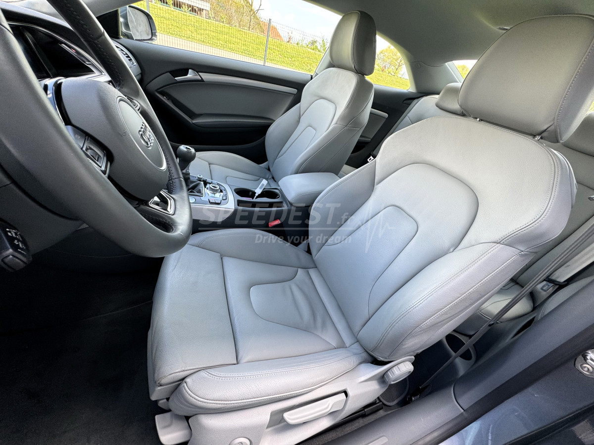 AUDI A5 COUPE -FAIBLE KILOMETRAGE!-