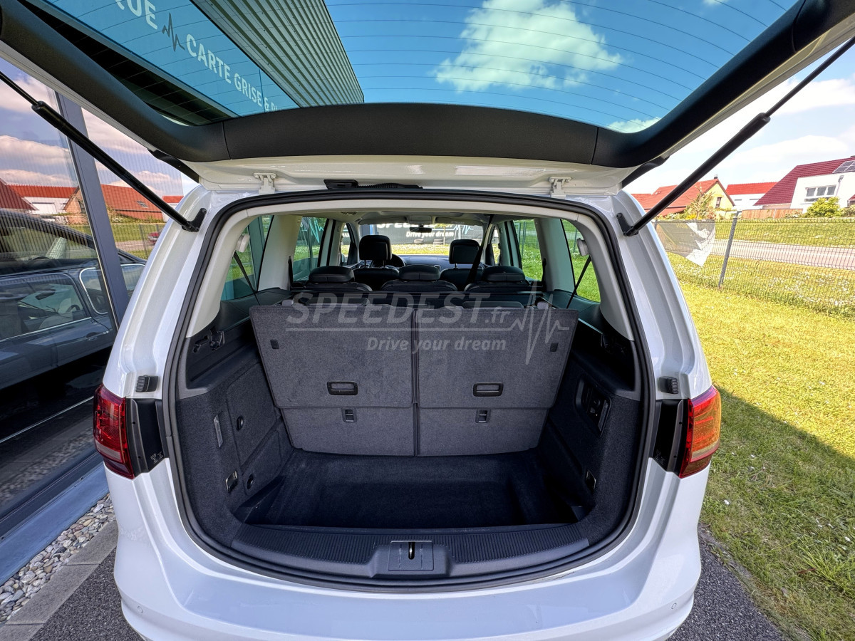 VW SHARAN -SUREEQUIPE-