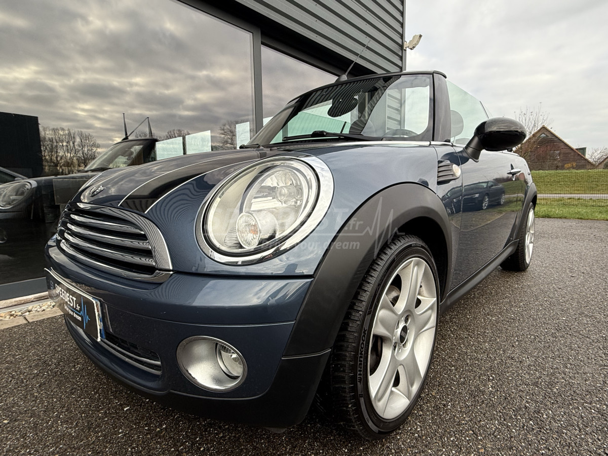 MINI CABRIOLET -CHILI-