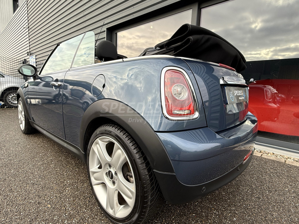 MINI CABRIOLET -CHILI-