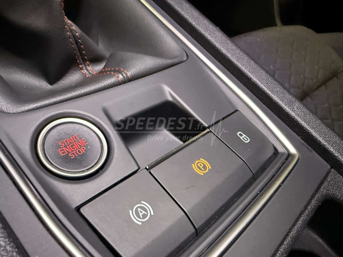 SEAT LEON FR BREAK -1ere MAIN-