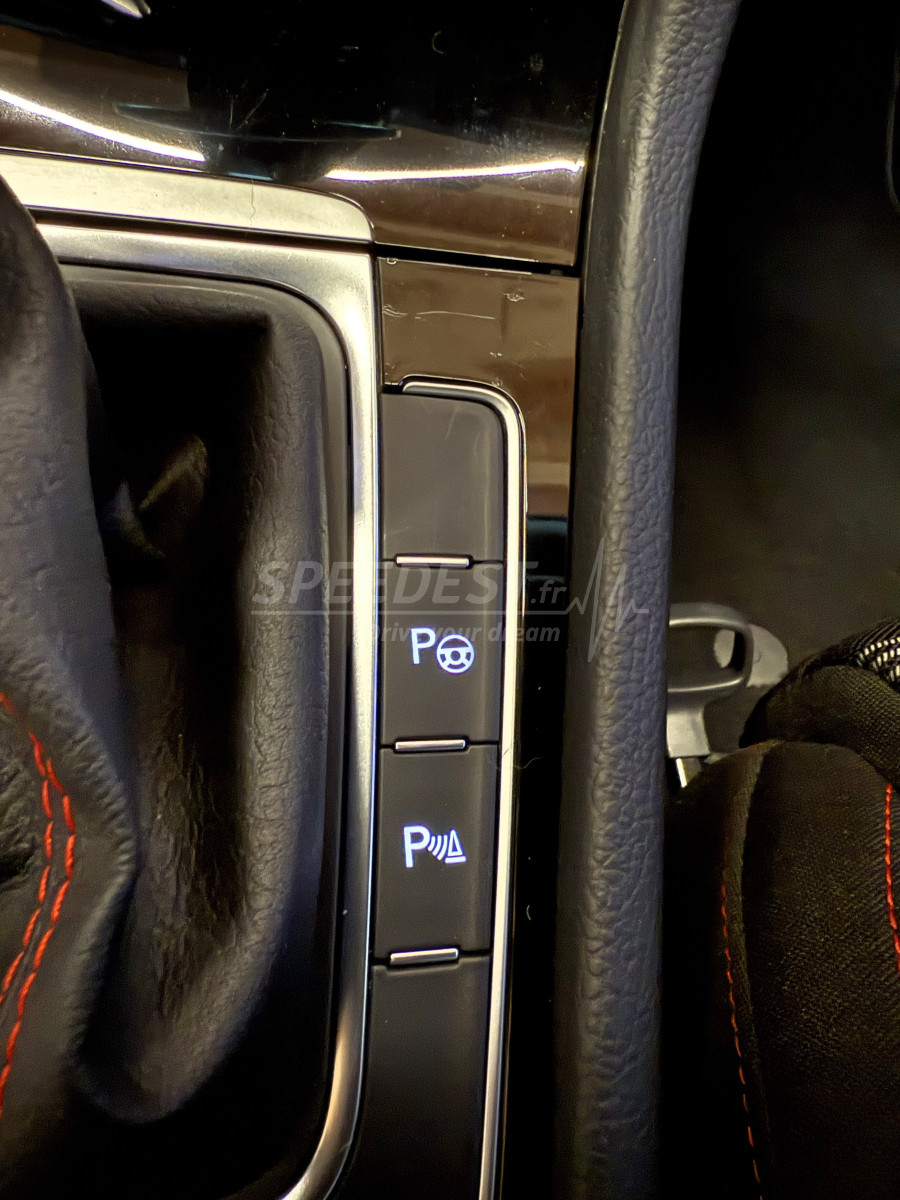 GOLF VII GTI PERFORMANCE -TOP CONFIGURATION-