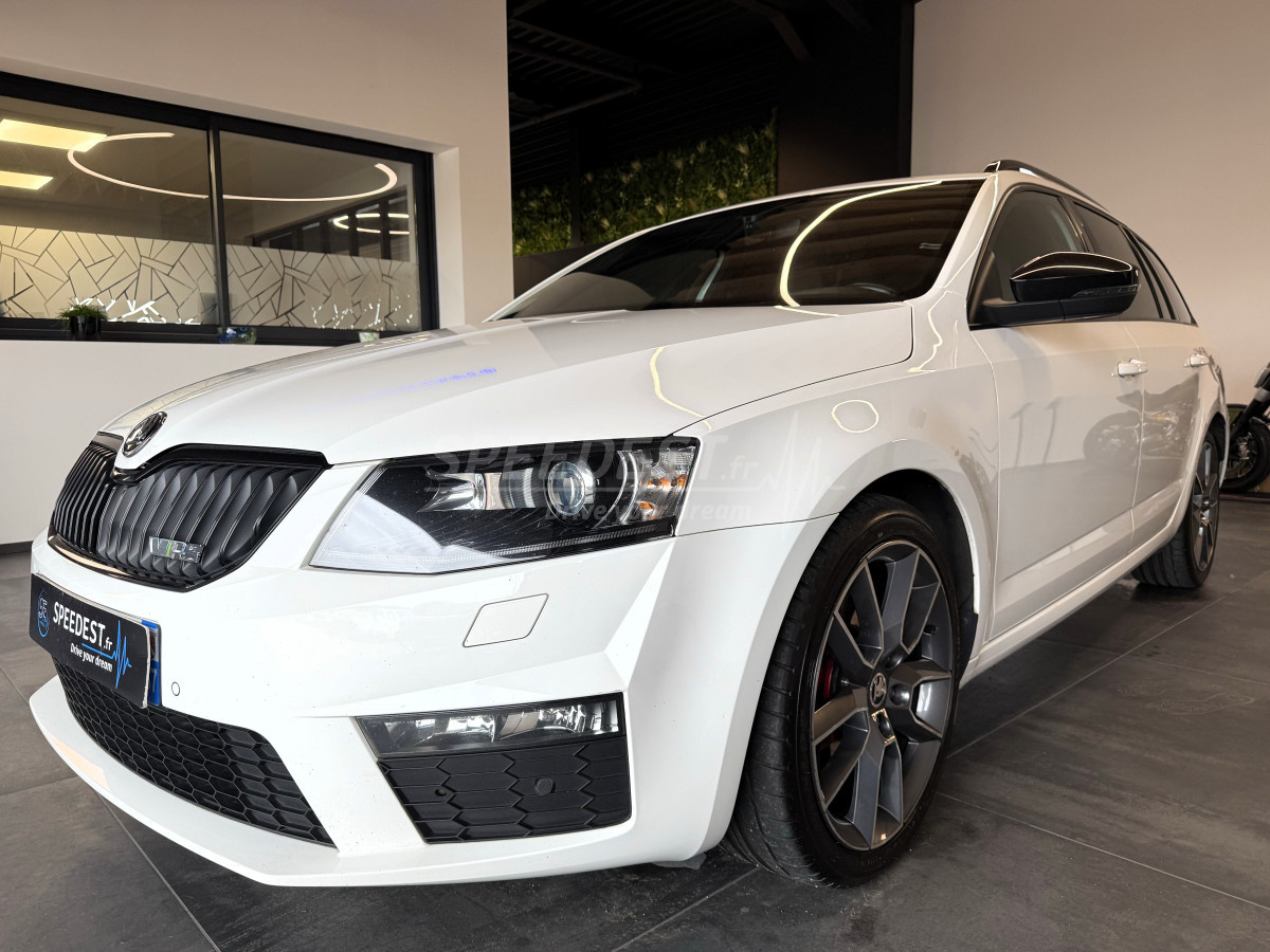 SKODA OCTAVIA RS -BACQUET/ATTELAGE/DISTRI OK-