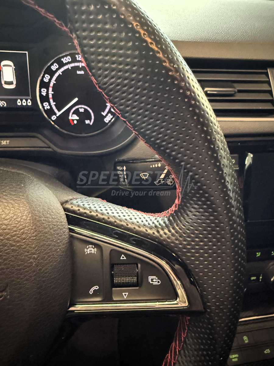 SKODA OCTAVIA RS -BACQUET/ATTELAGE/DISTRI OK-