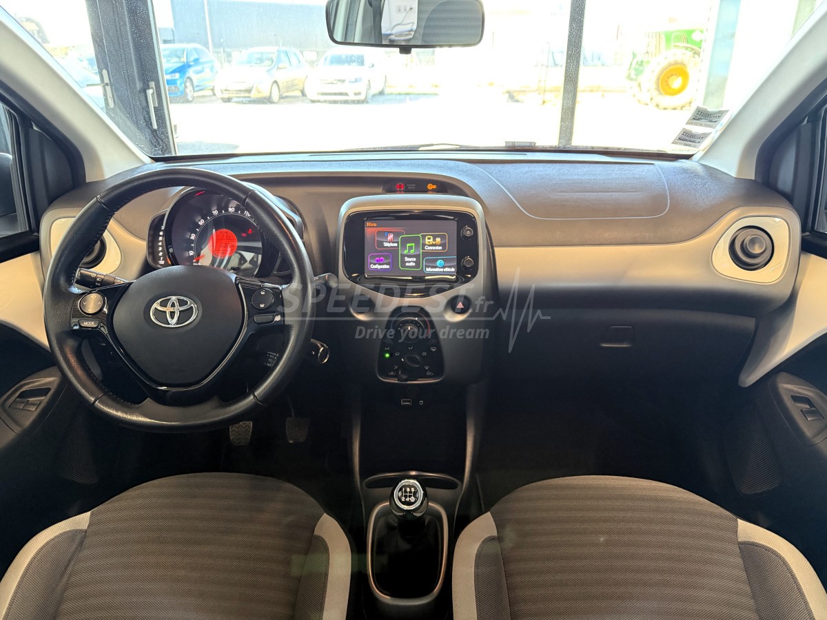 TOYOTA AYGO -FAIBLE KILOMETRAGE-