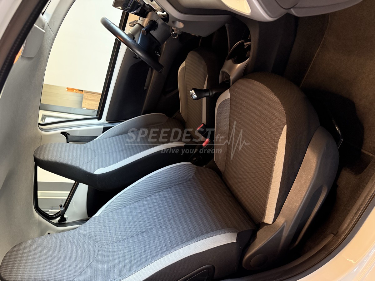 TOYOTA AYGO -FAIBLE KILOMETRAGE-