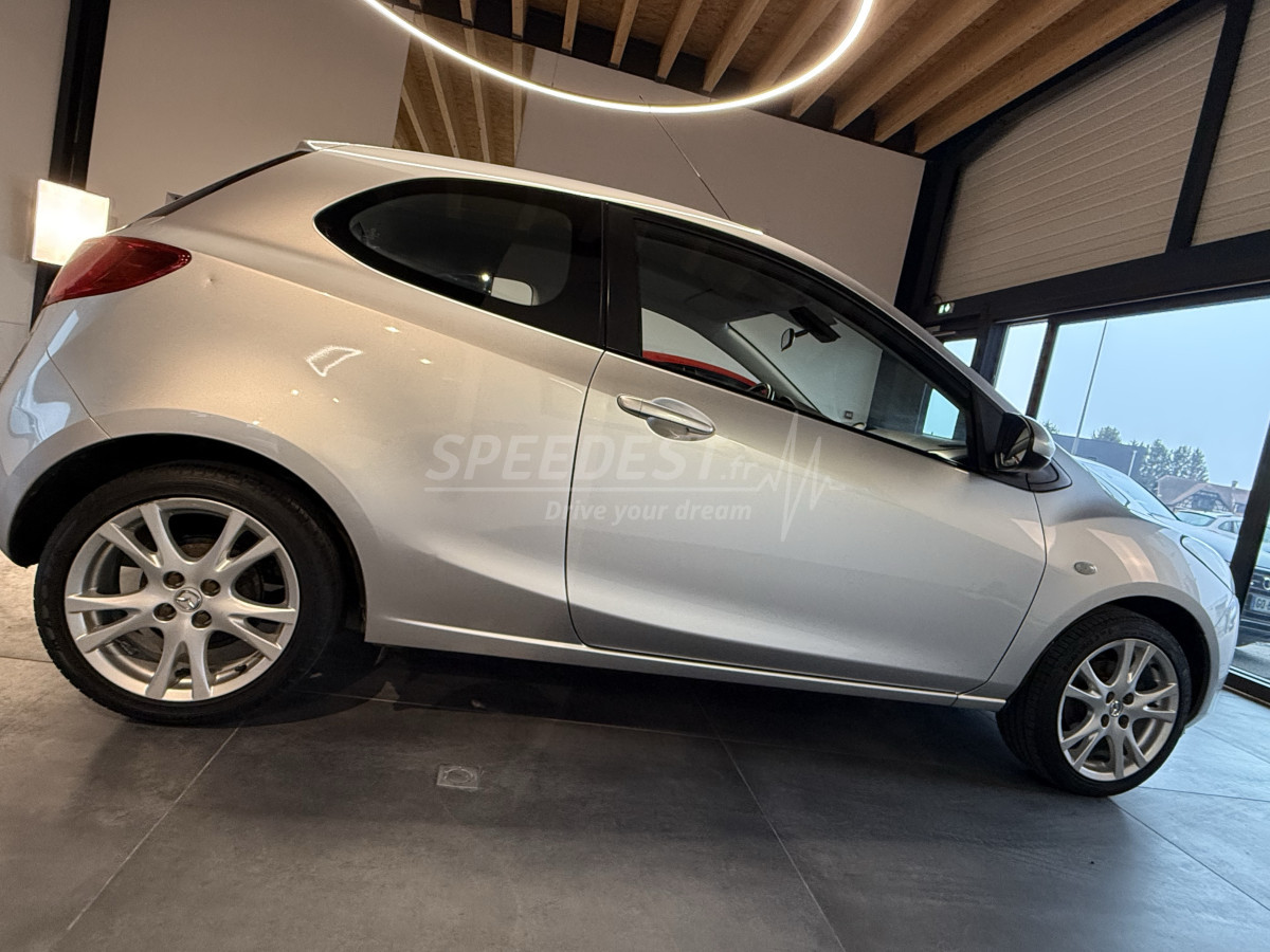 MAZDA 2 -CLIM-ROUE ETE/HIVER-
