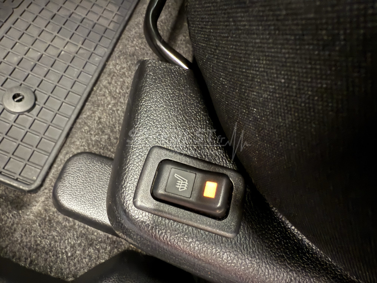 MAZDA 2 -CLIM-ROUE ETE/HIVER-
