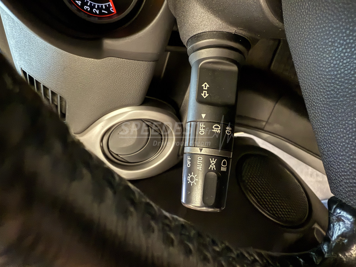 MAZDA 2 -CLIM-ROUE ETE/HIVER-