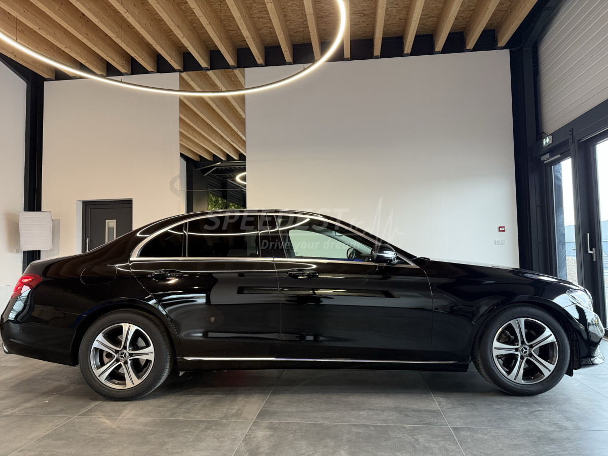 CLASSE E 194ch /LED-CARPLAY/