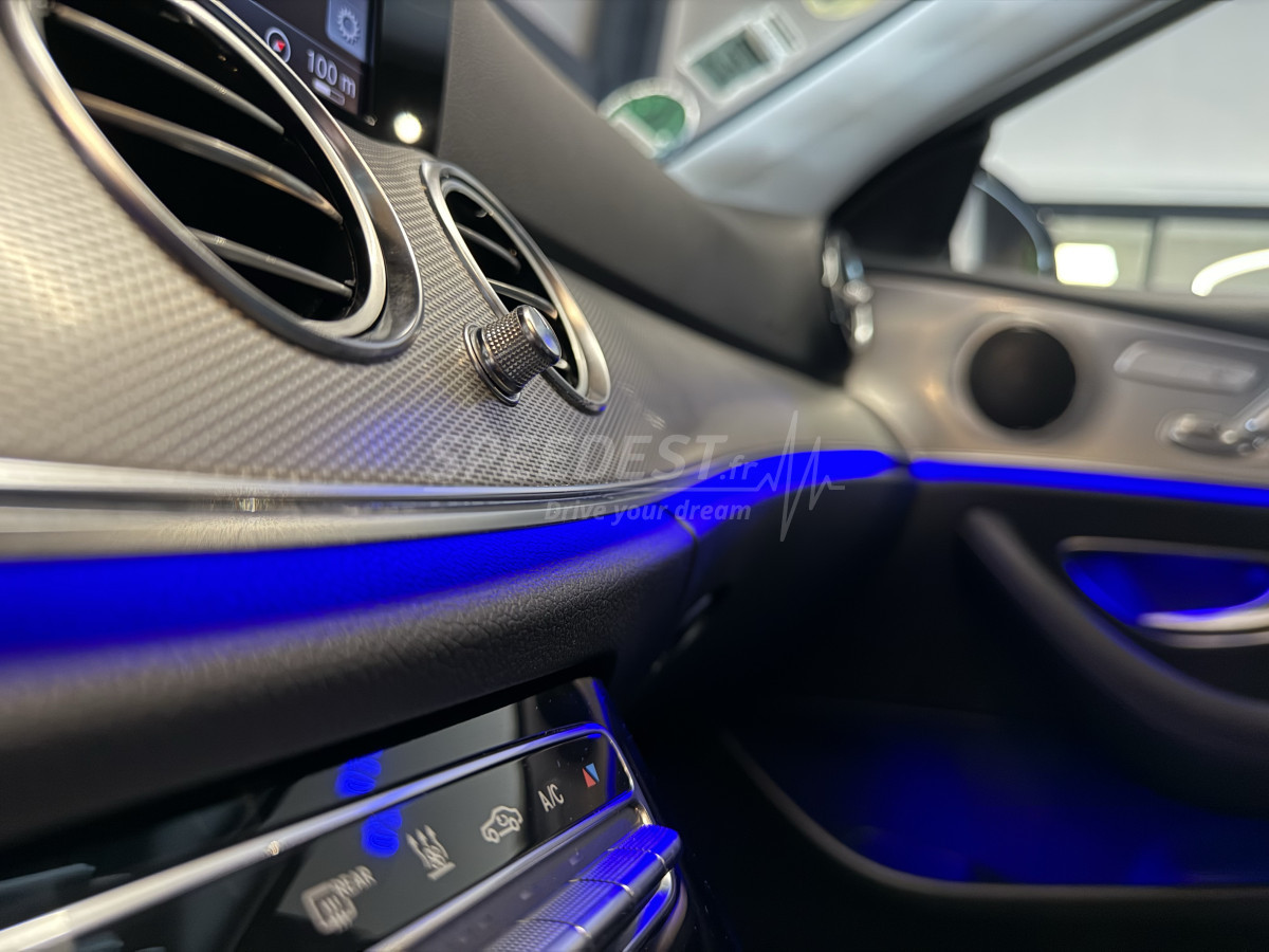 CLASSE E 194ch /LED-CARPLAY/