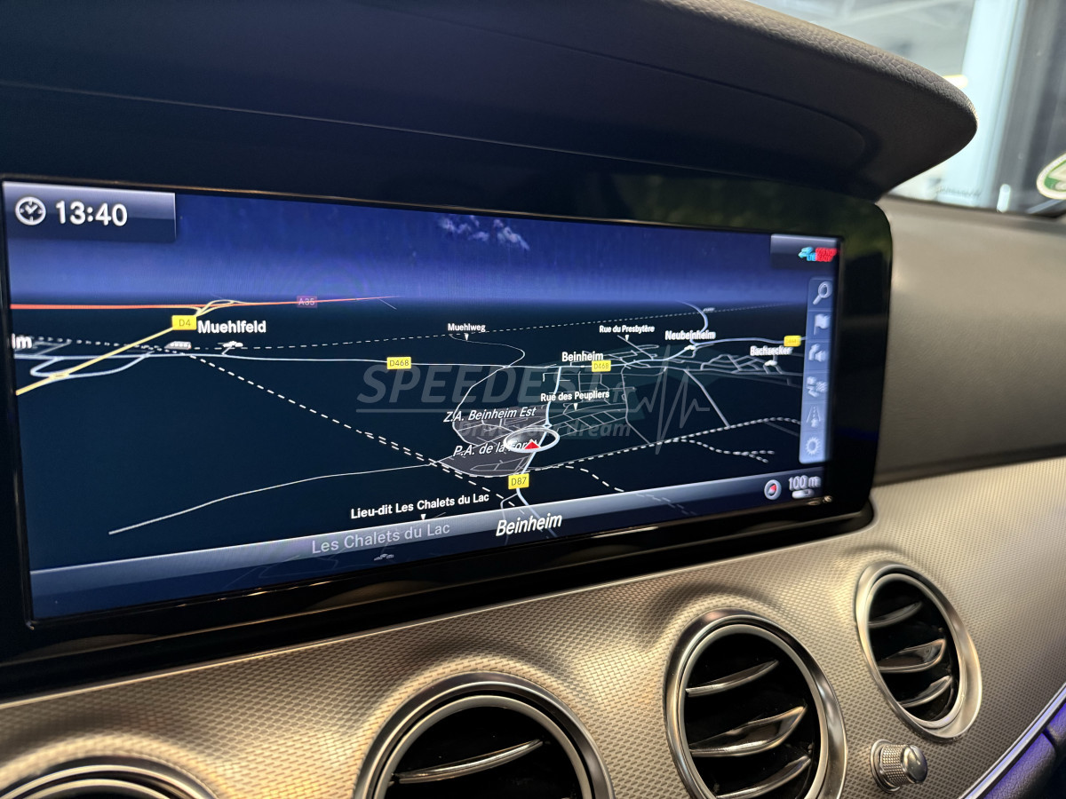 CLASSE E 194ch /LED-CARPLAY/