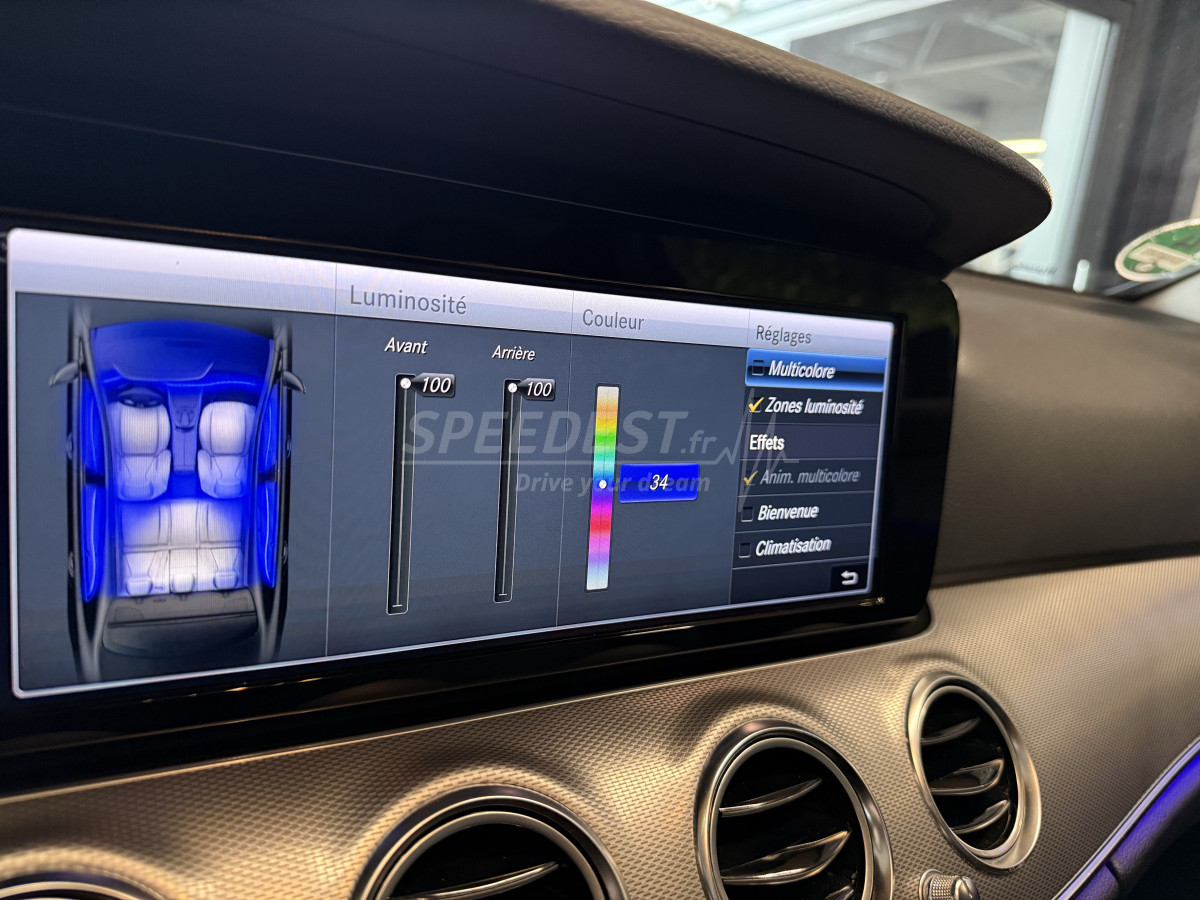 CLASSE E 194ch /LED-CARPLAY/