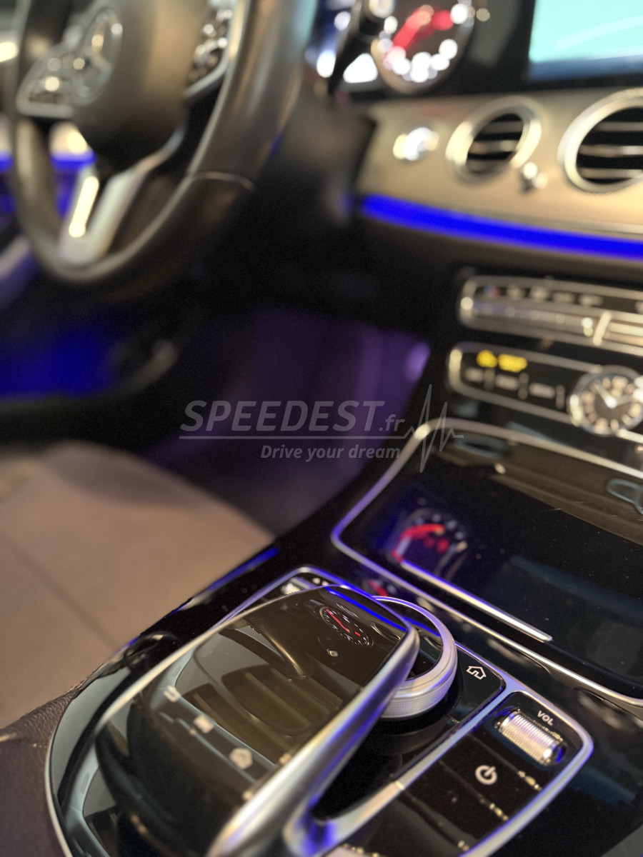 CLASSE E 194ch /LED-CARPLAY/