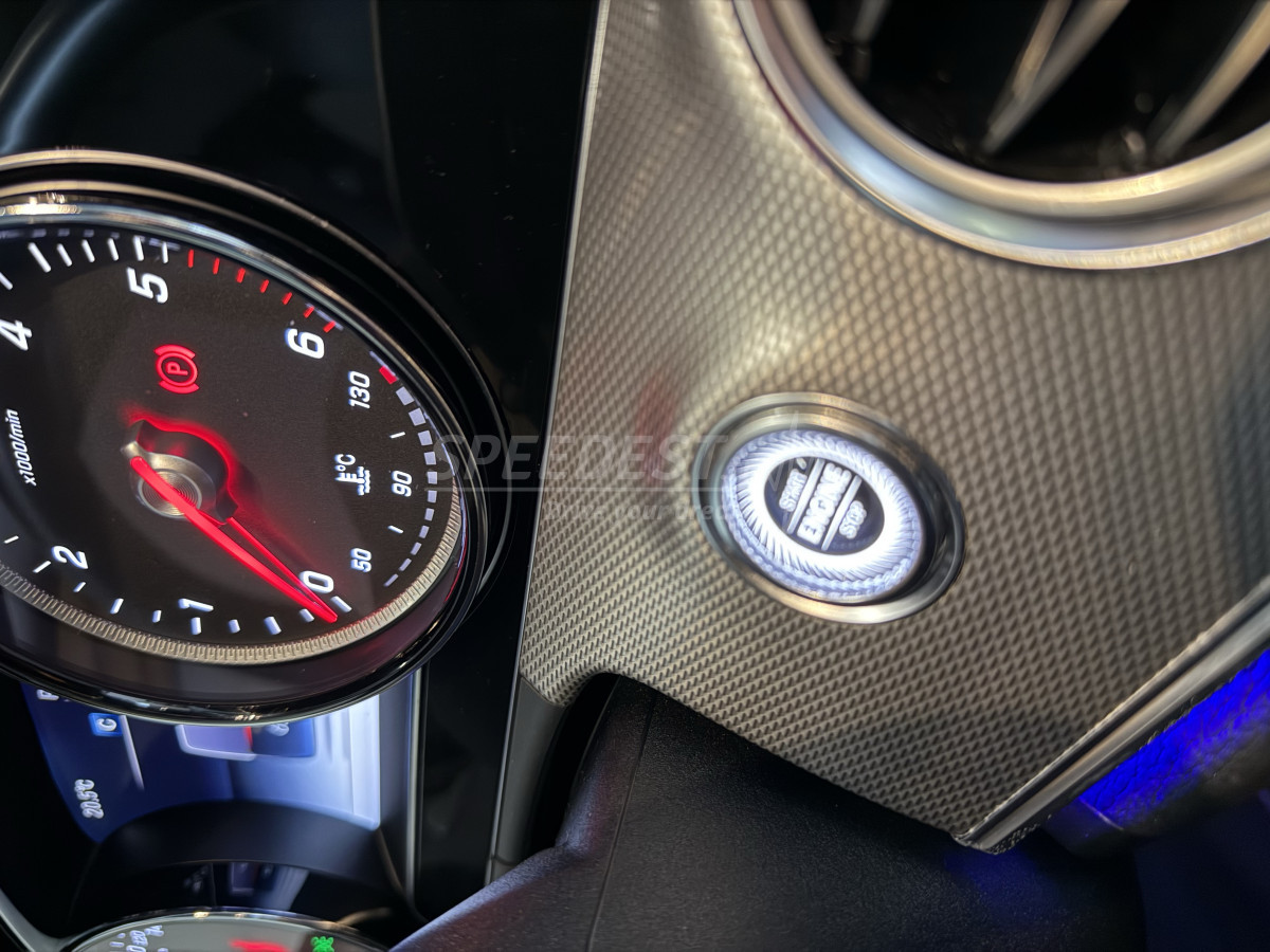 CLASSE E 194ch /LED-CARPLAY/