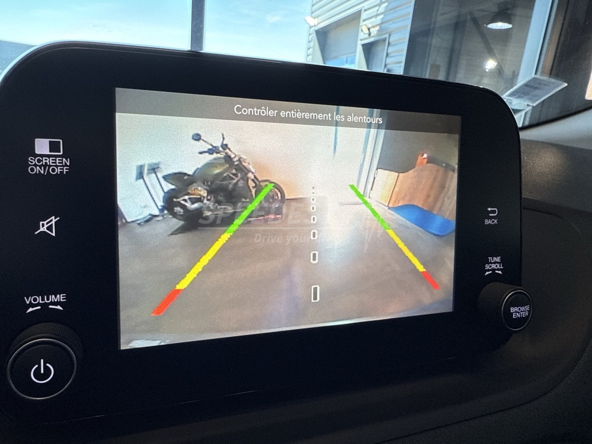 FIAT TIPO / CARPLAY - CAMERA
