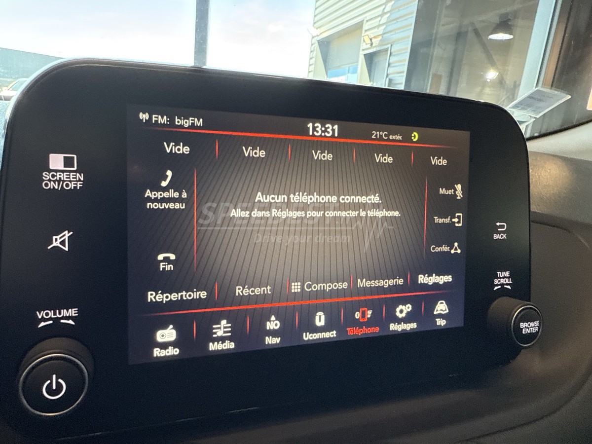 FIAT TIPO / CARPLAY - CAMERA